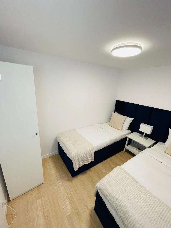 Beds Friends Apartments Zator Exteriör bild